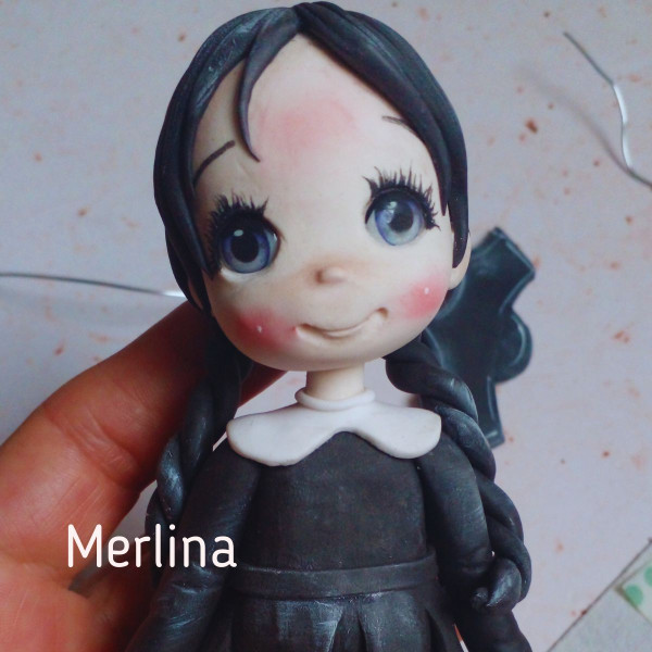 Merlina adorno para torta